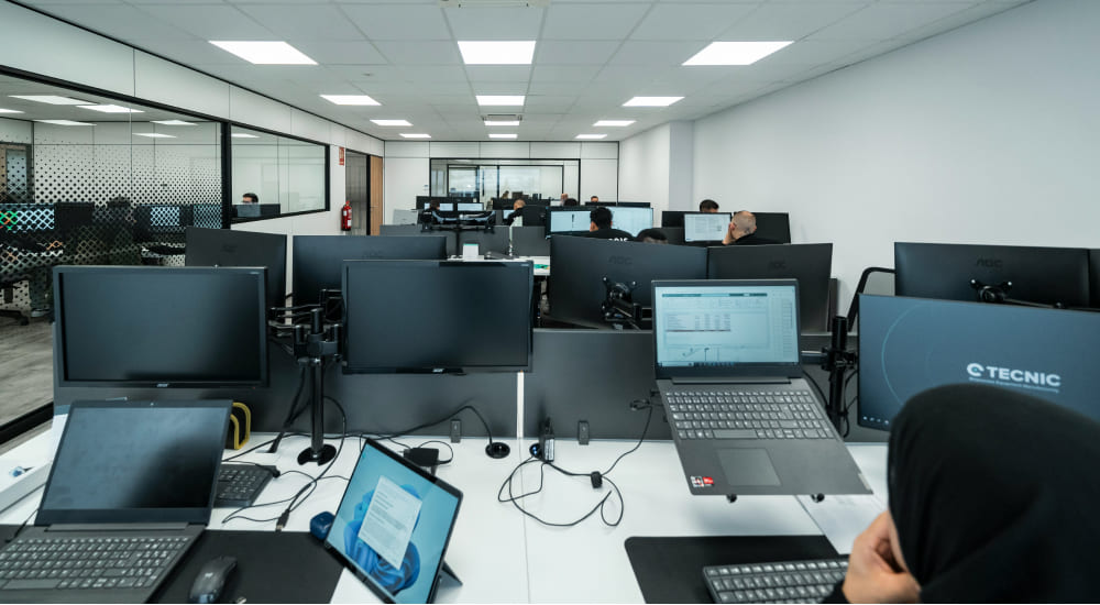 A complementary solution for Business Bankers, and Treasury Management Officers in their roles.
